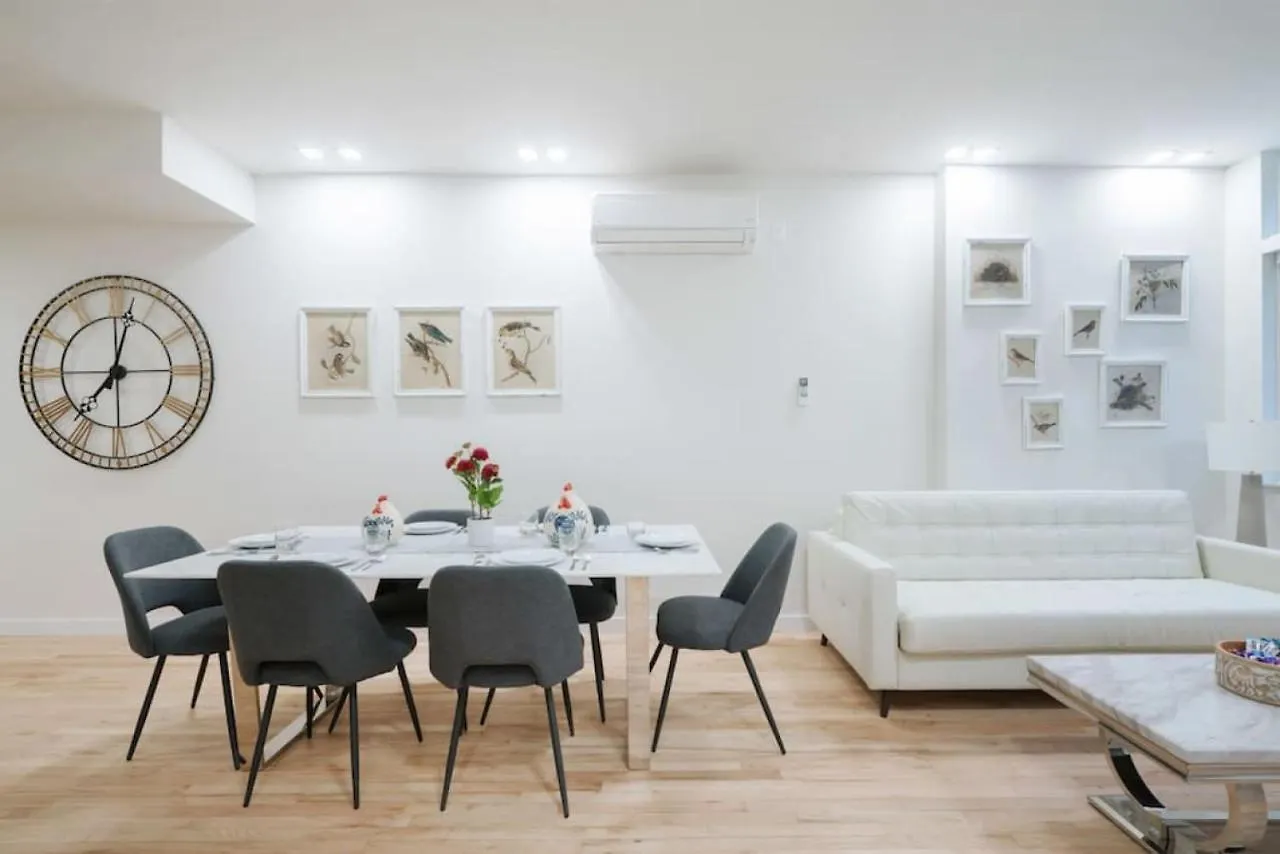 Luxury 2Br Duplex 5Min To Central Park New York United States